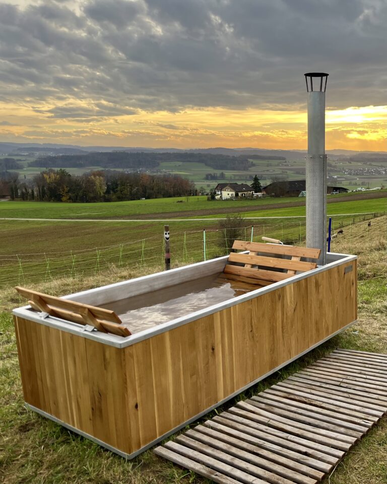 Topf auf Berg mitAussicht